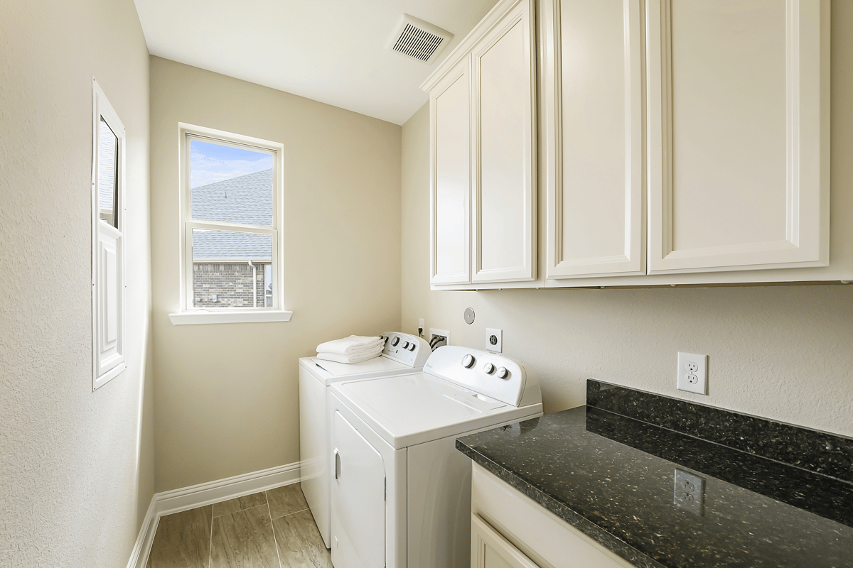 Lockhart Laundry Room 