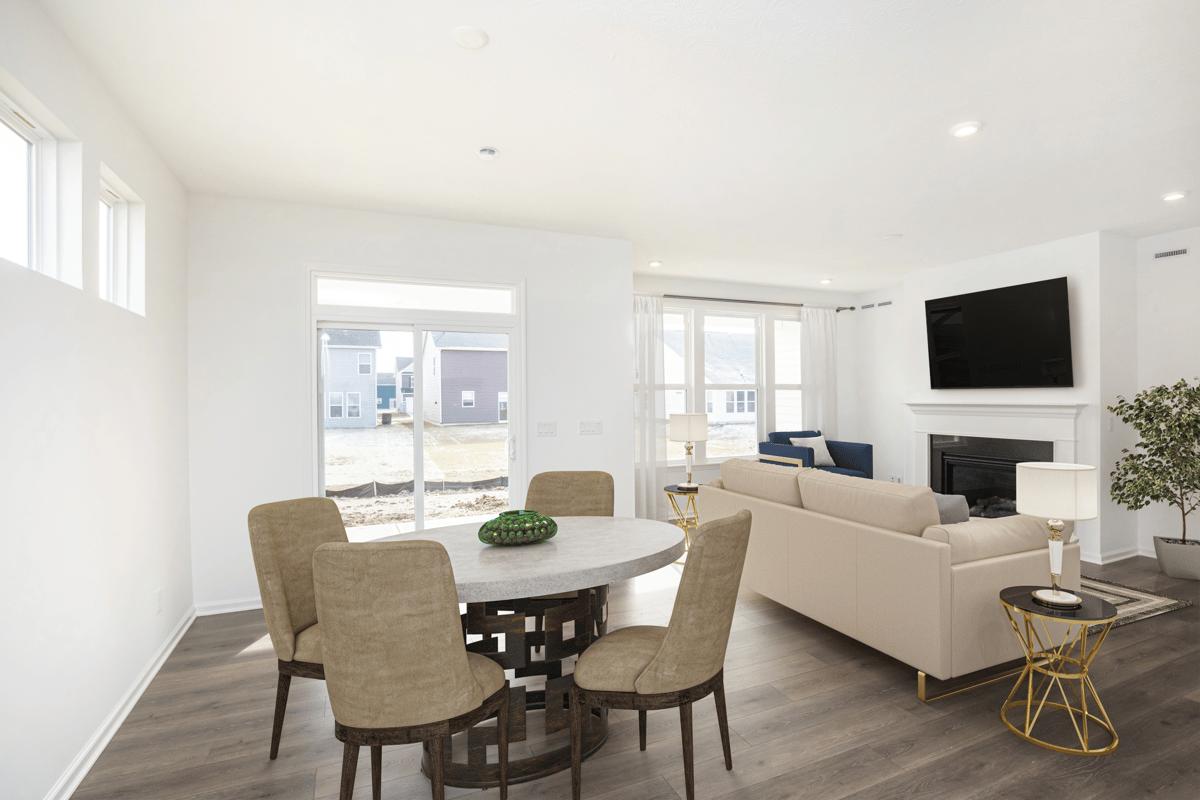 Hudson Dining Area 