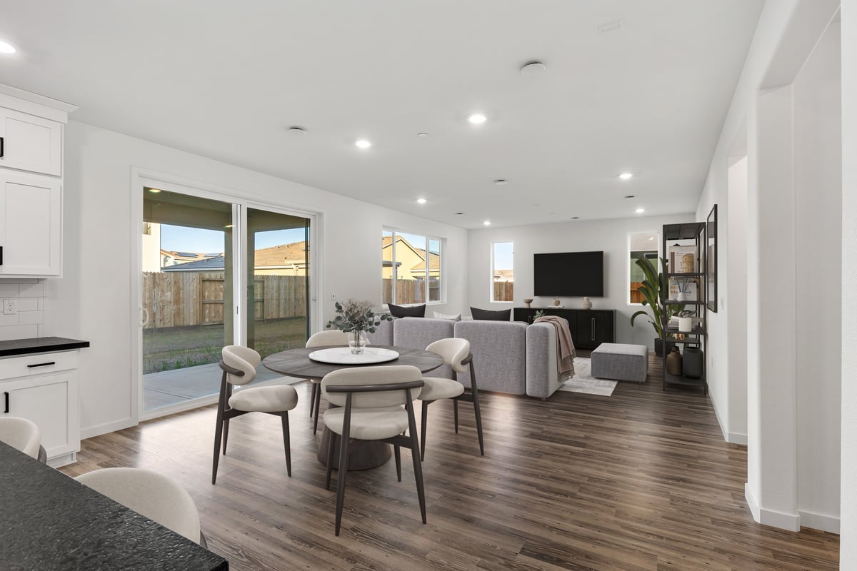 Plan 2 Dining Room
