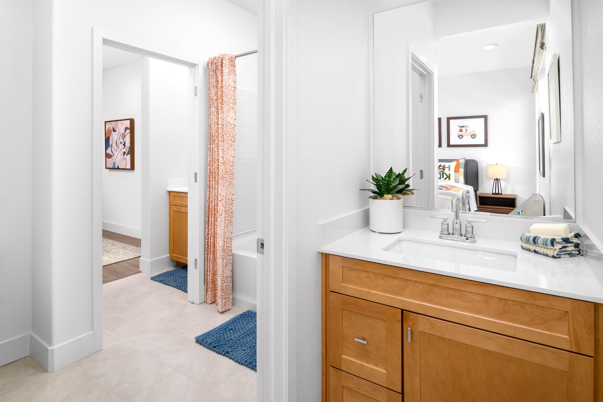 Magnolia Bath 2